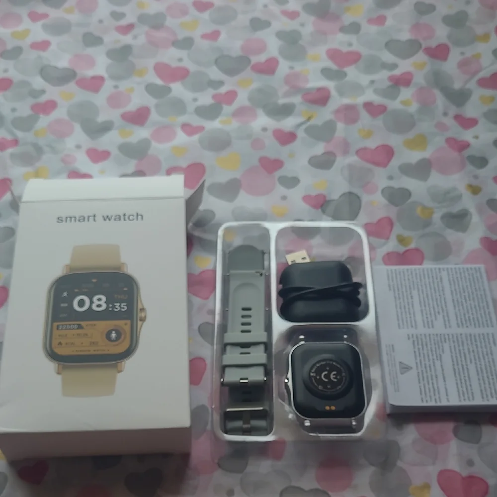 Hryfine Smart Watch with Gray Band New In Box